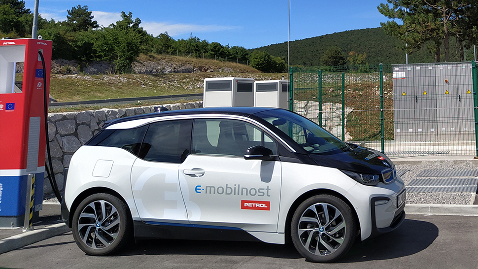 20 EV charging stations in Slovenia, 16 in Croatia and improved roaming