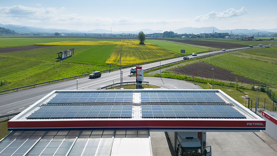 2,403 MW of green electricity and 1,161 tonnes less emissions