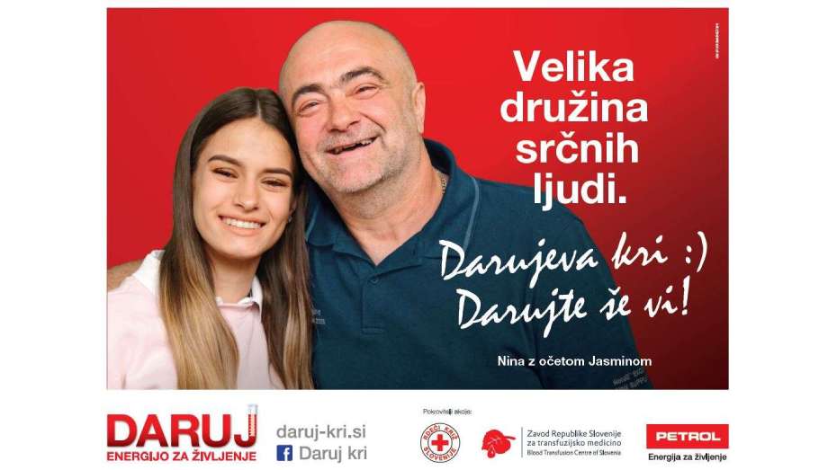 Velika družina srečnih ljudi