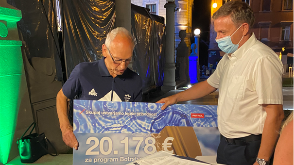 S pomočjo Petrolovih Zlatih točk zbrali več kot 20.000 evrov za mlade športnike iz socialno šibkejših okolij