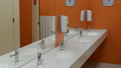 PM Vipava AC - sever že drugo leto Naj javno stranišče