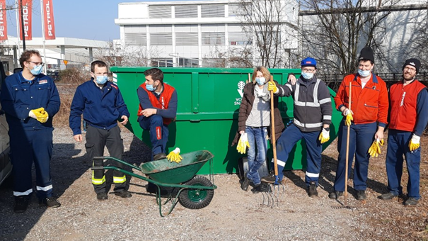 V spoštovanju do okolja očistili okolico skladišča